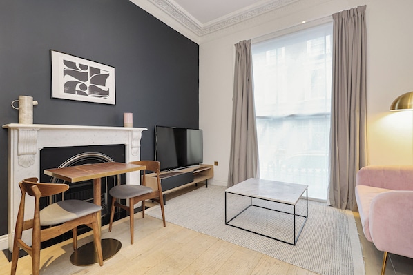 Superior Apartment | Living area
