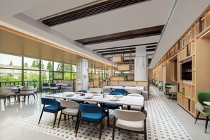 Petit déjeuner buffet (78 CNY par personne)