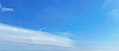 Una spiaggia nelle vicinanze