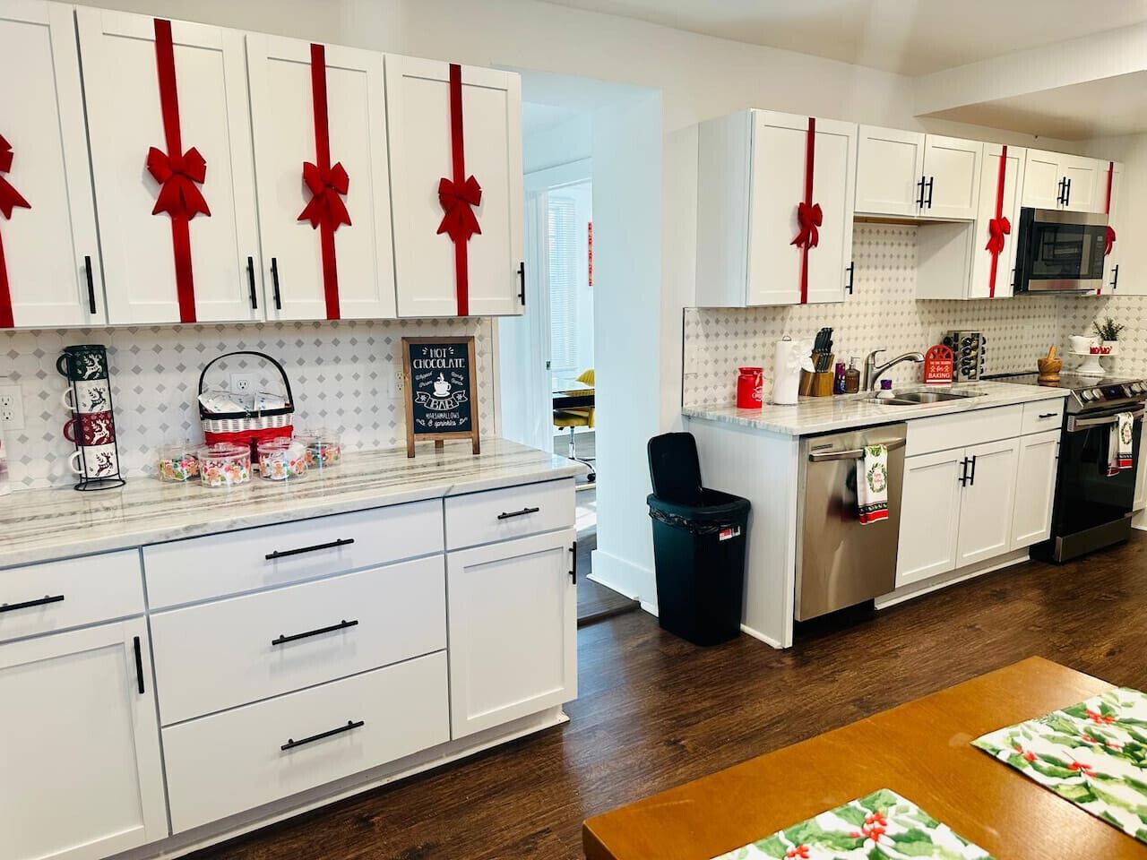 Køleskab, mikrobølgeovn, ovn, opvaskemaskine