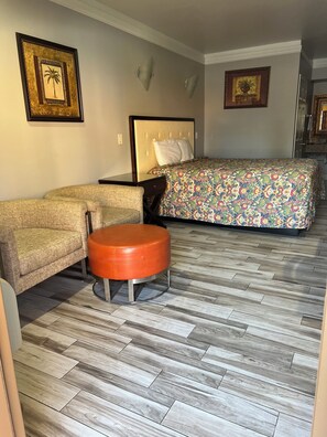 Deluxe Room | Desk, laptop workspace, free WiFi - Amber Motel (Inglewood)