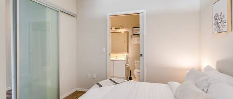 1 chambre, bureau, fer et planche Ă repasser, Wi-Fi