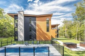 Pool - Orford Landmarks #114 SPA / SKI (Orford)