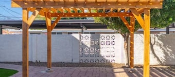 1 Bedroom +WiFi | Near State Fair, Museums & Parks