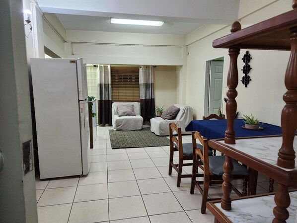 Interior - Charming 2-bedroom apartment with WiFi and AC in delightful Diego Martin (Diego Martin)