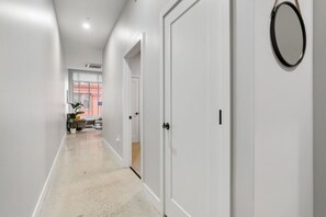 Interior - 2BR Near Fountain Sq.+ Carew Tower Deck | Downtown (Cincinnati)