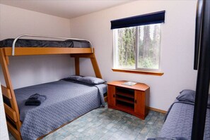 Bureau, Wi-Fi gratuit, draps fournis