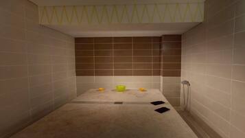 Un sauna, baño turco, tratamientos corporales