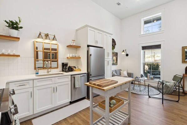 Fridge, microwave, oven, stovetop - #G 2-Story, Modern Rustic Apt in Cntrl Downtown (St. Marys)
