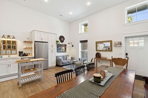 Dining - #G 2-Story, Modern Rustic Apt in Cntrl Downtown (St. Marys)