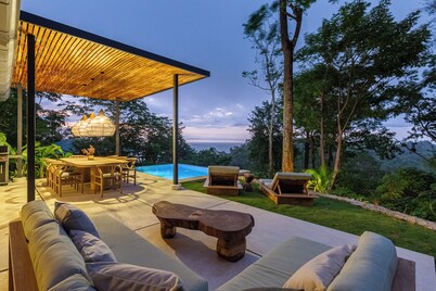 Villa Koa: Luxe Hillside Escape with Ocean Views