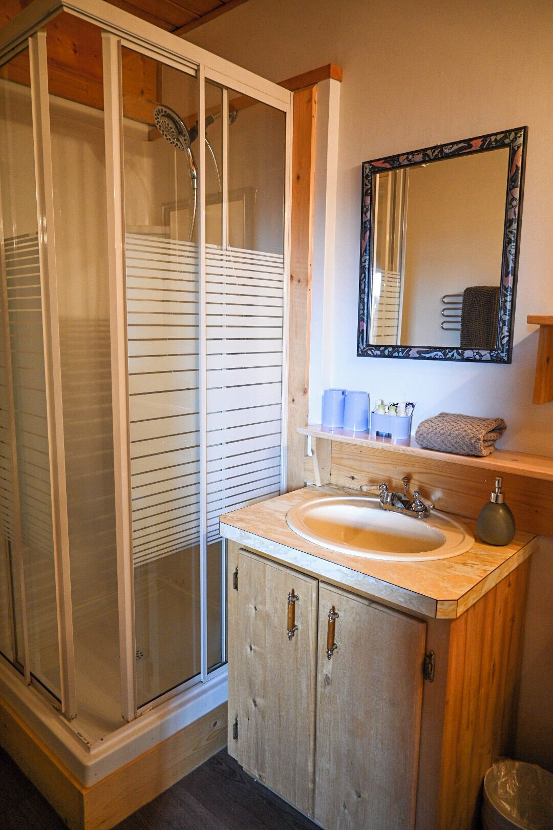 Hair dryer, towels