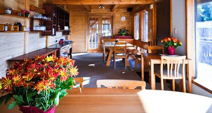 Parson Cabins - Emerald Chalet