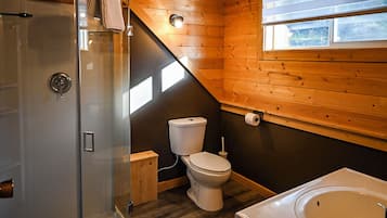 SĂšche-cheveux, serviettes fournies