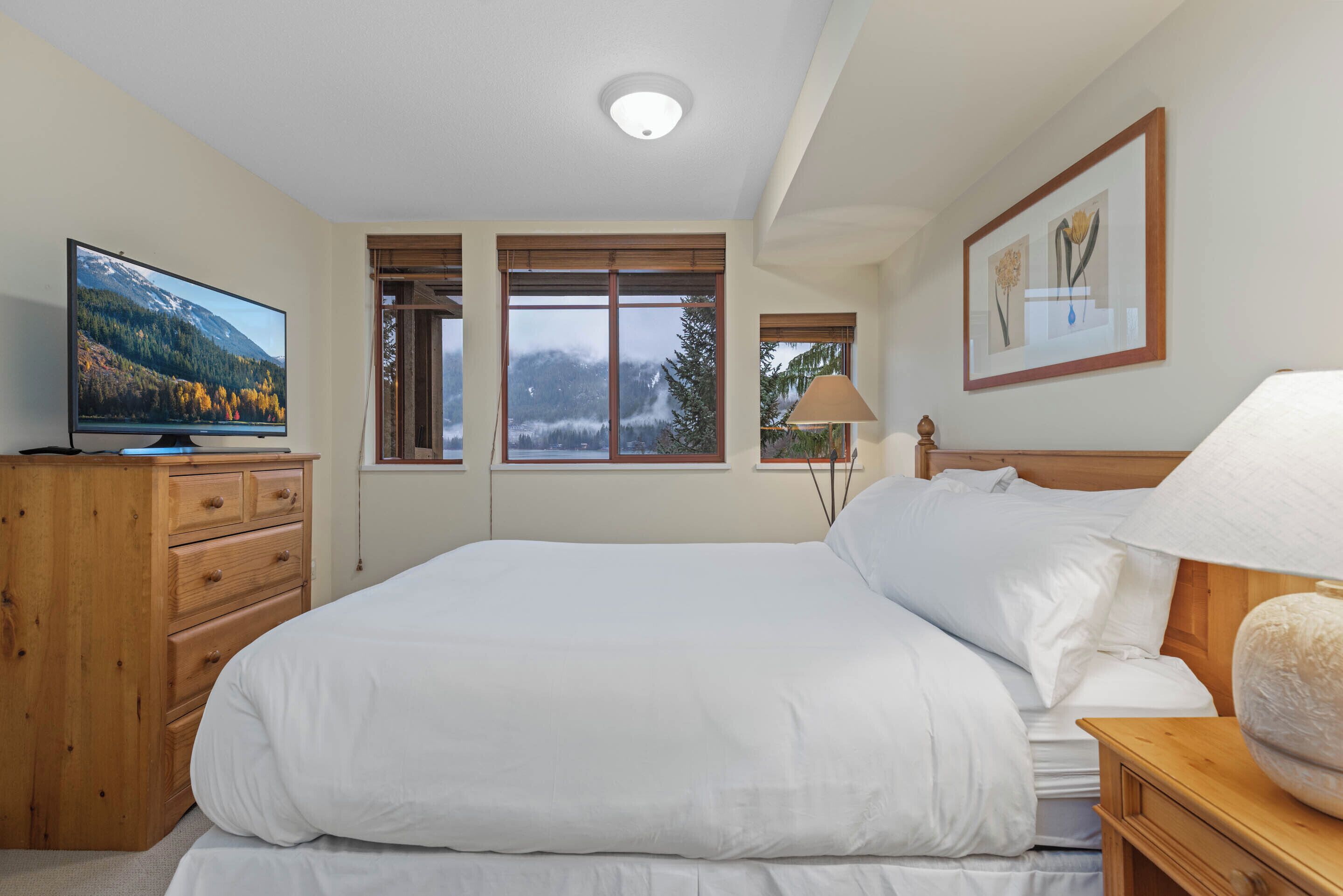 Condo, Balcony, Lake View | 2 bedrooms, free WiFi