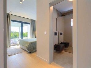 2 soverom, strykejern/-brett, wi-fi (inkludert) og sengetøy