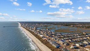 Solsenger og strandhåndklær