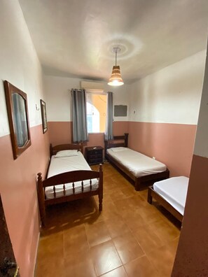 5 Schlafzimmer, kostenloses WLAN, Bettwäsche
