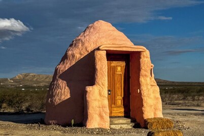 Sunsets. Stars. Serenity. Organic Eco-Dome in Terlingua.