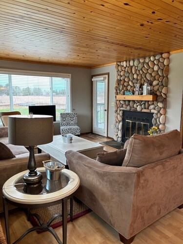 Marina Point - Condo In Town