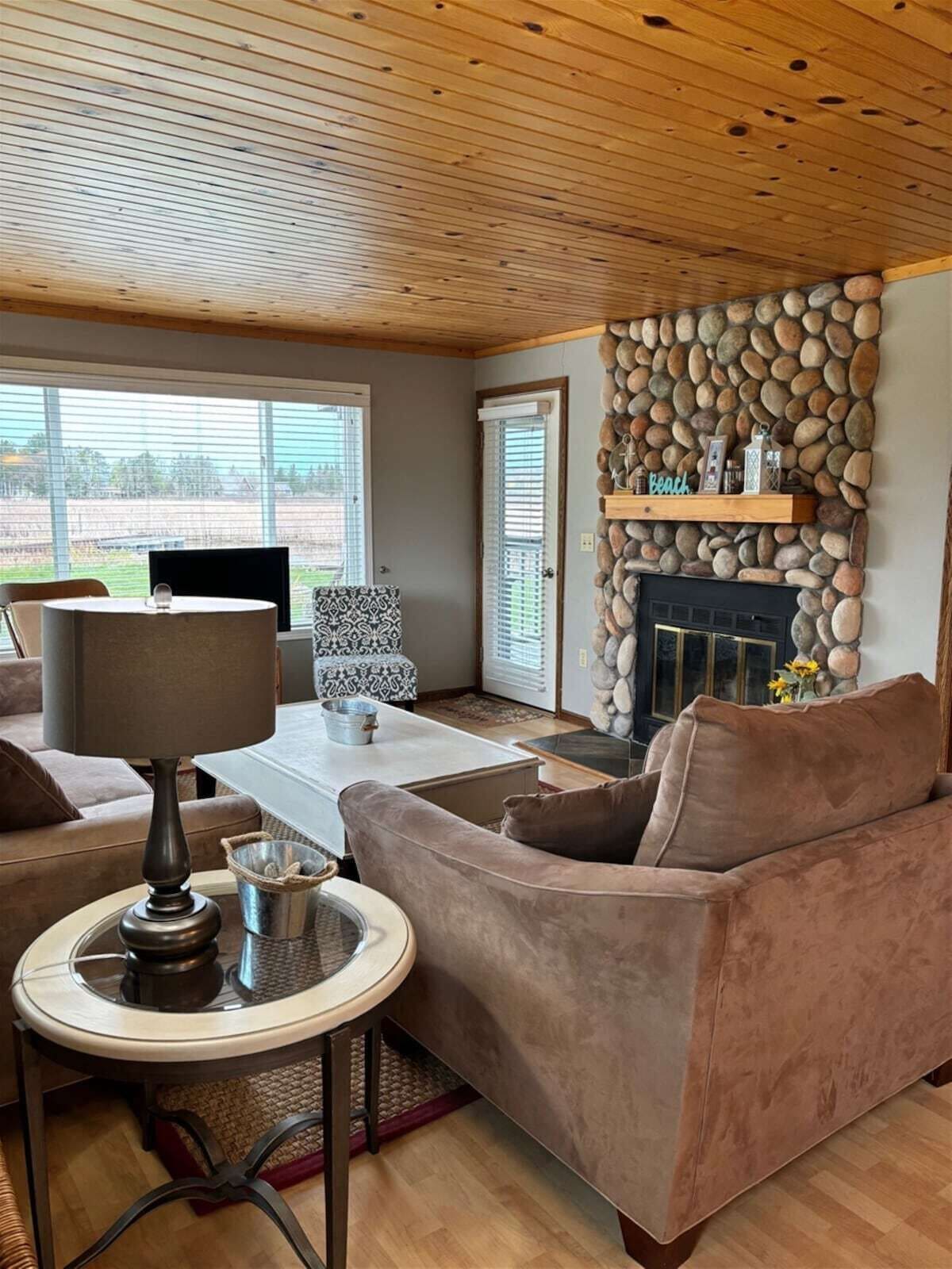 Marina Point 501a Condo In Town - Bayfield, WI