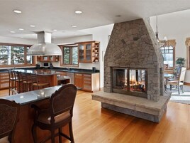 House | Living area | Flat-screen TV