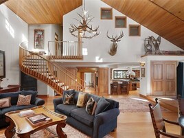 House | Living area | Flat-screen TV