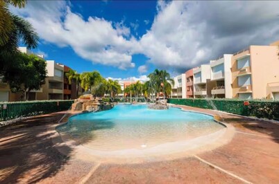 Cabo Rojo PR 2BR, 2BA Retreat with Three Pools and Tennis Court, 5 mins to beach