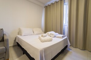 1 slaapkamer, een bureau, wifi