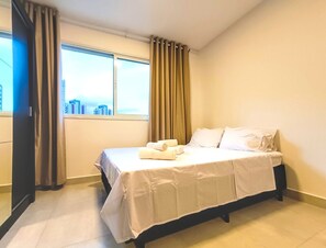 1 Schlafzimmer, Schreibtisch, WLAN