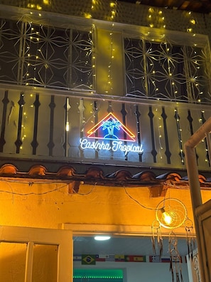 Fachada de la propiedad