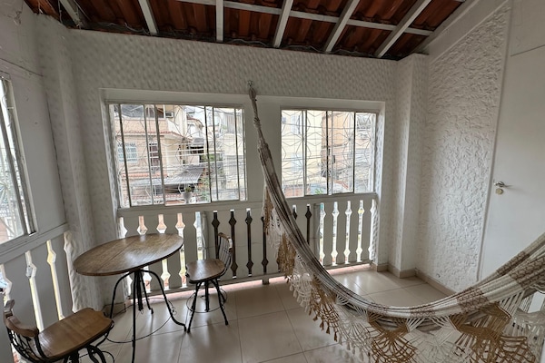 Wifi gratis y ropa de cama