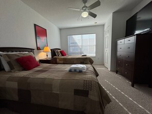 3 bedrooms, iron/ironing board, travel crib, WiFi (free)