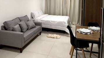 1 chambre, bureau, Wi-Fi, draps fournis