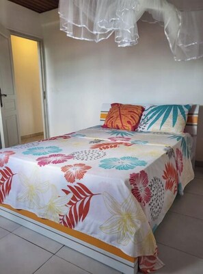 3 Schlafzimmer, Bügeleisen/Bügelbrett, WLAN, Bettwäsche