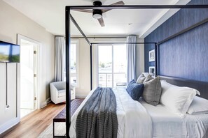 6 bedrooms, iron/ironing board, travel crib, WiFi