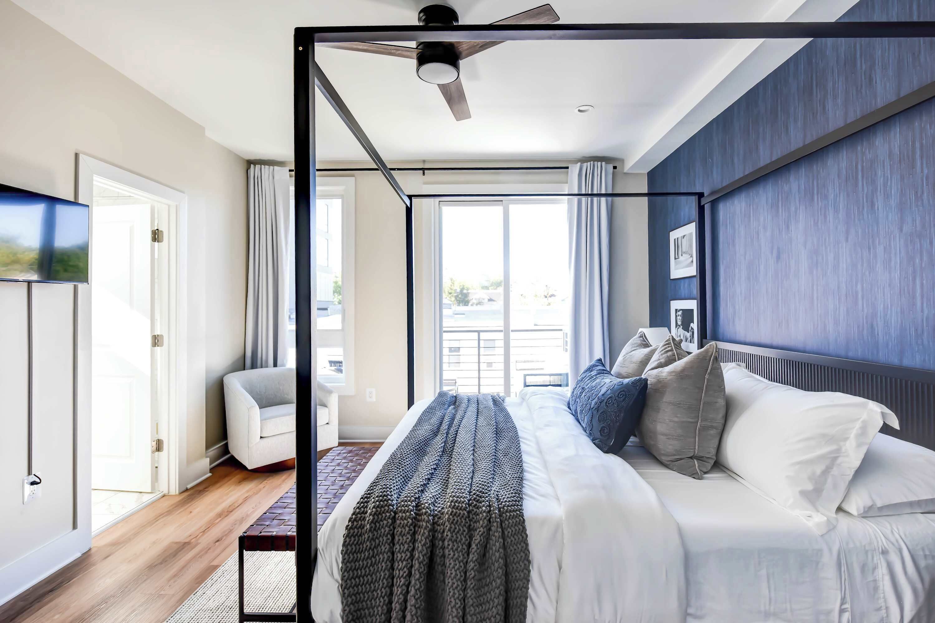 12 bedrooms, desk, iron/ironing board, travel cot