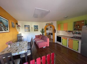 Interior - Classic and Modern Umag Apartment with Terrace and BBQ - Two Bedroom Apartment with Terrace (Umag)