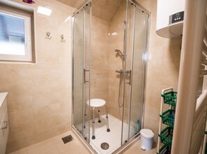 Shower, hair dryer, towels - Quiet and Sunny Apartment with Balcony - Two Bedroom Apartment with Balcony (Podnart)