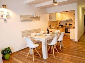 Dining - Stylish Retreat with BBQ and Modern Amenities near Terme - Three Bedroom Apartment (Dobova)