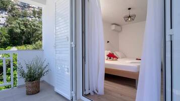 2 chambres, accĂšs Internet, draps fournis