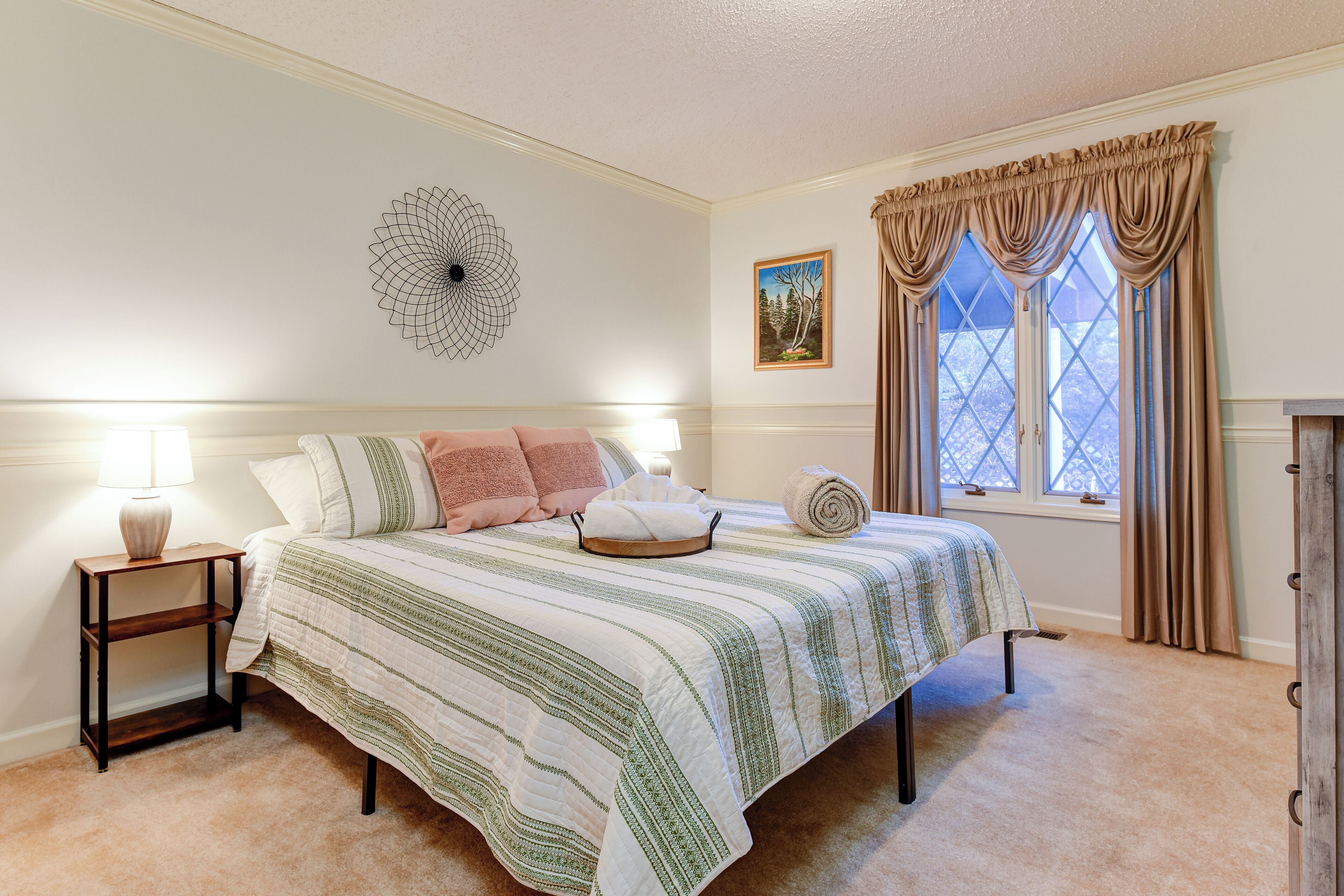 5 Schlafzimmer, Bügeleisen/Bügelbrett, WLAN, Bettwäsche