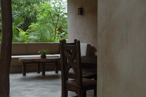 Bungalow, Patio, Garden View | Terrace/patio