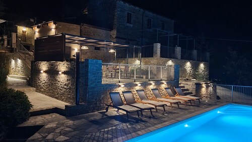 Borgo Poggio Dei Fiori: Special vacation farm for up to 11 people