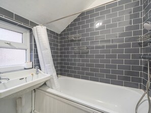 Dusch, hårtork och handdukar