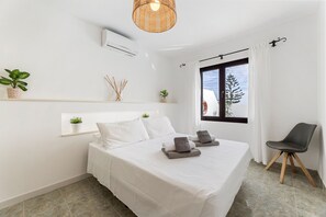 3 bedrooms, free WiFi, bed sheets - Villa 3 - VipVipVillas (Tías)