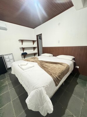 Wifi gratis y ropa de cama 