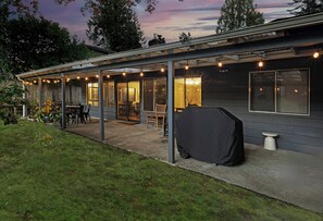 تناول الطعام بالخارج