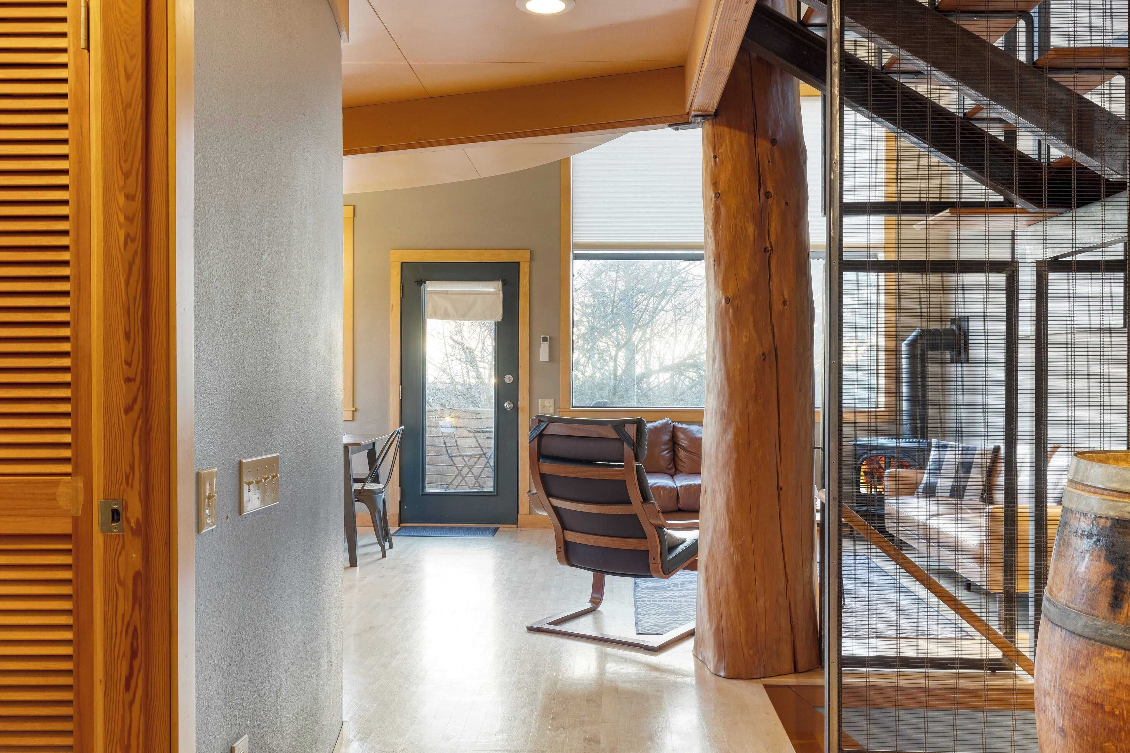 المنشأة من الداخل