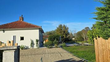 Enceinte de lâhĂ©bergement